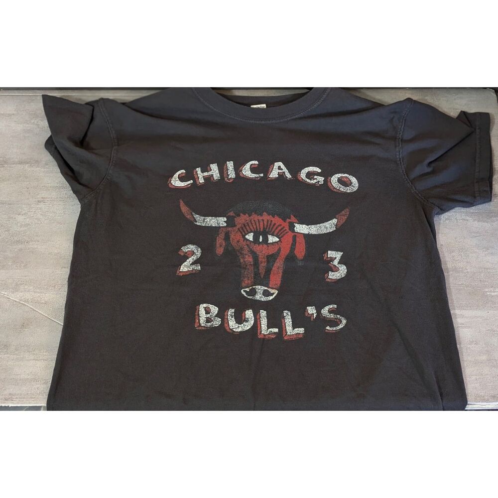 Sun City Rags Chicago Bull's 23 Shirt sz. M